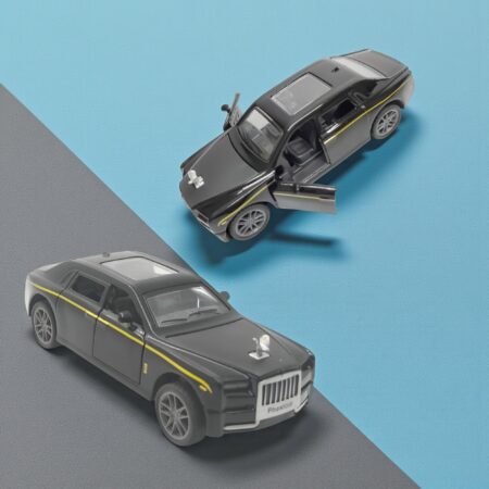 The Flyers Bay 1:32 Scale DieCast Metal Pull-Back Action Openable Doors, Lights and Music Rolls-Royce Phantom Premium Car Toy product photo